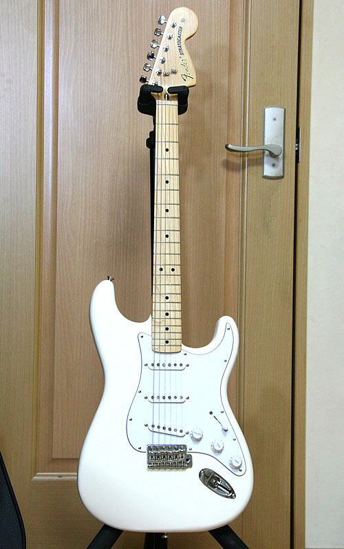 MyStratcaster.jpg MyStratcaster.jpg